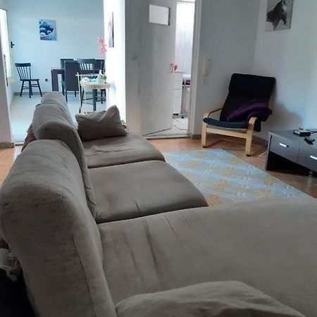 Impeccable 2-Bed House In Viana Do Castelo 빌라 외부 사진
