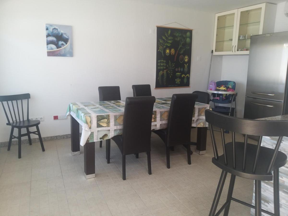 Impeccable 2-Bed House In Viana Do Castelo 빌라 외부 사진